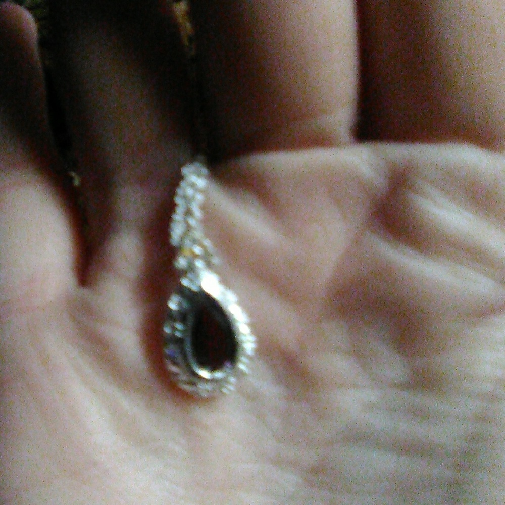 Amathistand di and steriling silver necklace